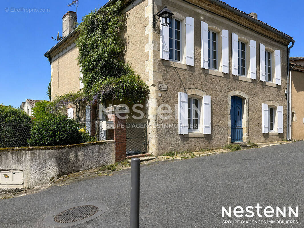 Maison à PESSAN