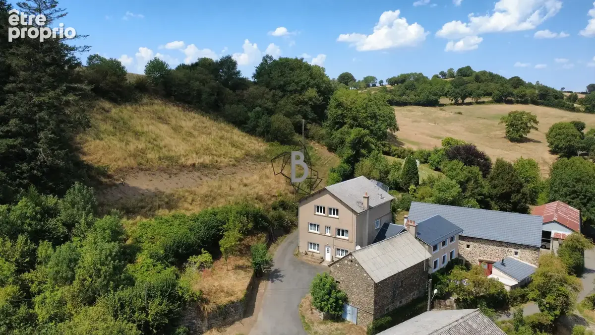 Maison T5 - 148 m2 - Alrance - photo 14