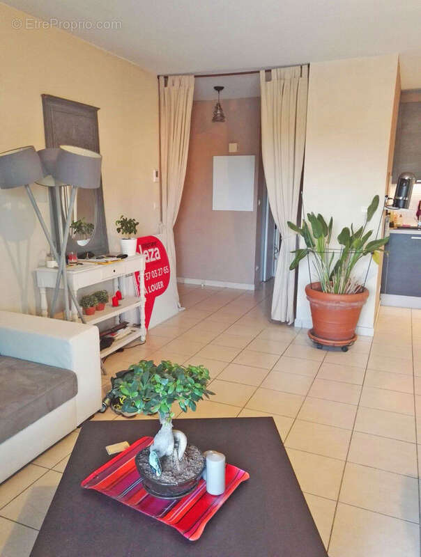 Appartement à VILLEFONTAINE