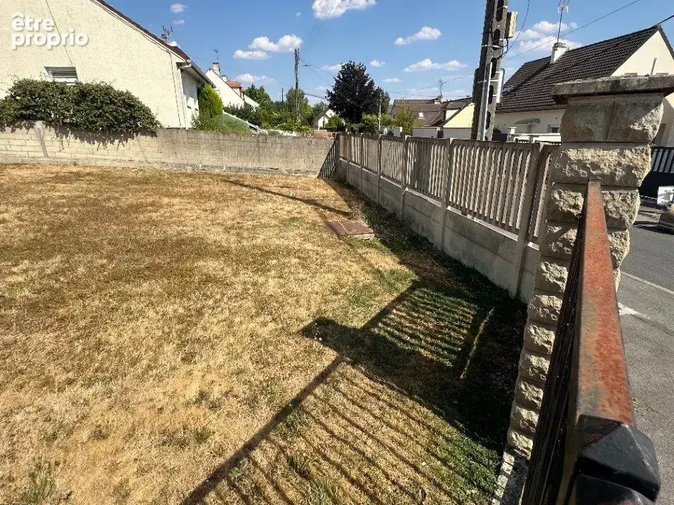 Photo Terrain à Dampmart au prix de 184 500€