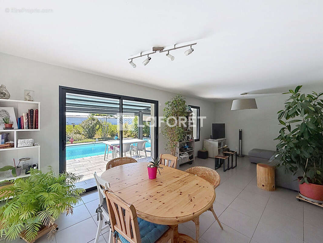 Maison Libourne 5 pièce(s)-107m² - photo 3
