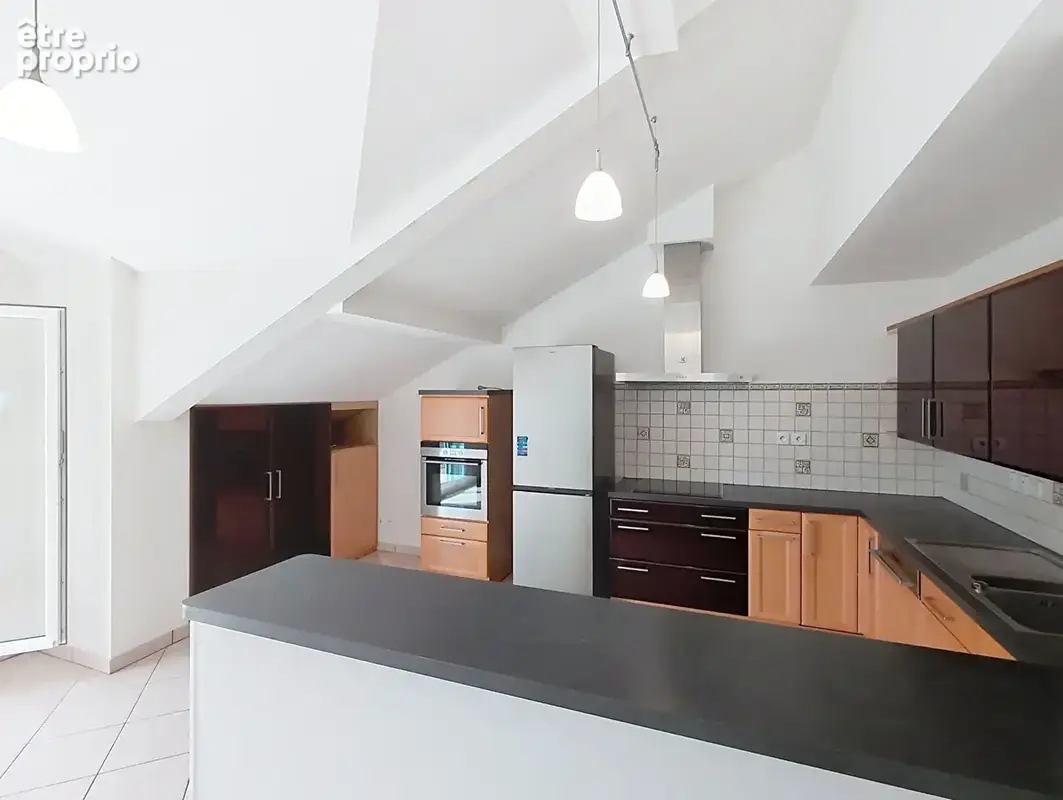 Appartement type attique La Roche Sur Foron 4 pièce(s) 96 m2 - photo 7