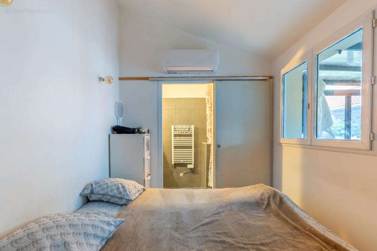 Maison à VAULX-EN-VELIN