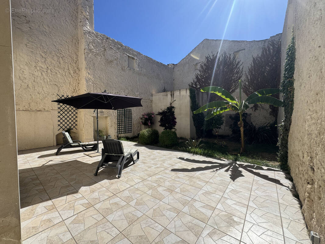 Appartement à COURSAN