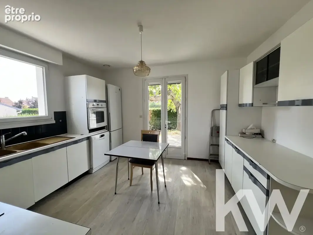 Maison 240 m² à Orleans  - photo 6
