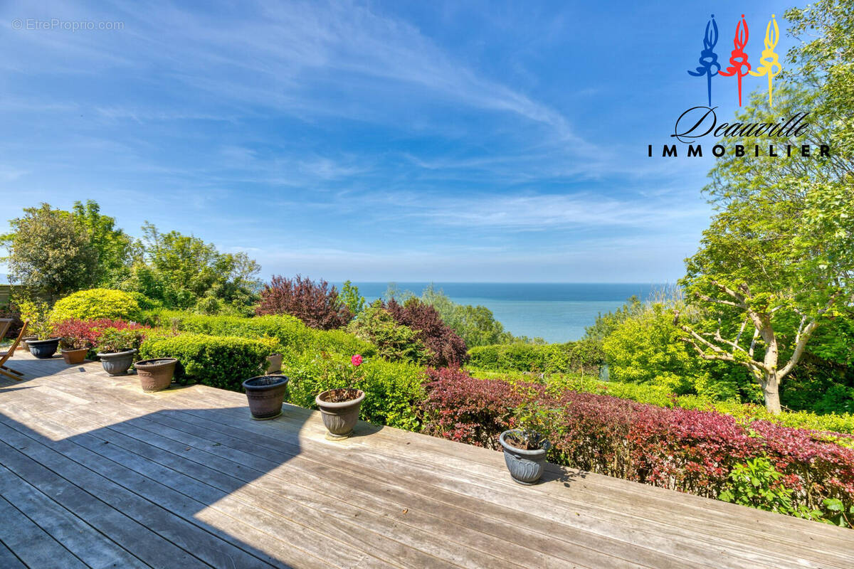 Maison à BENERVILLE-SUR-MER