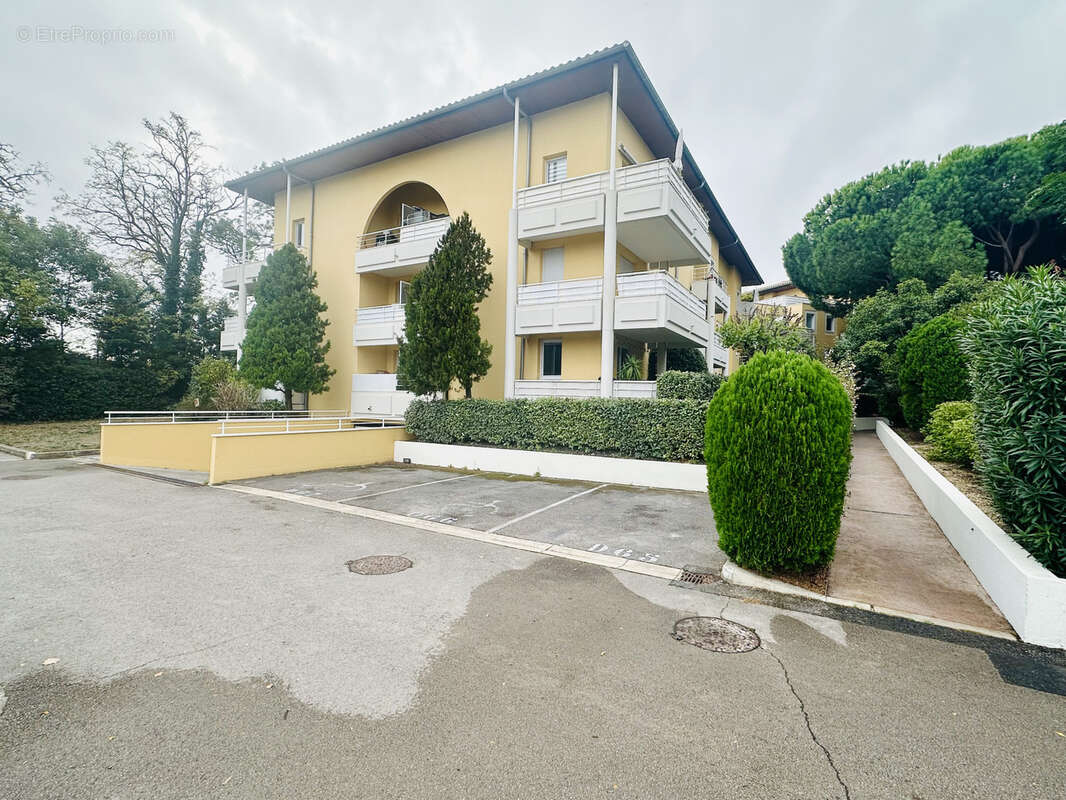 Appartement à LATTES