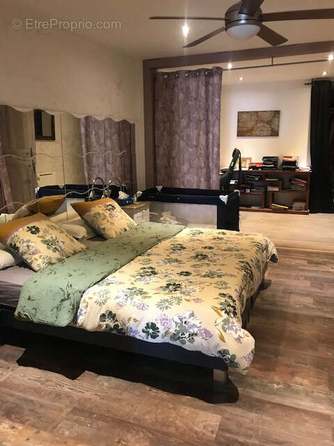 Commerce à SISTERON