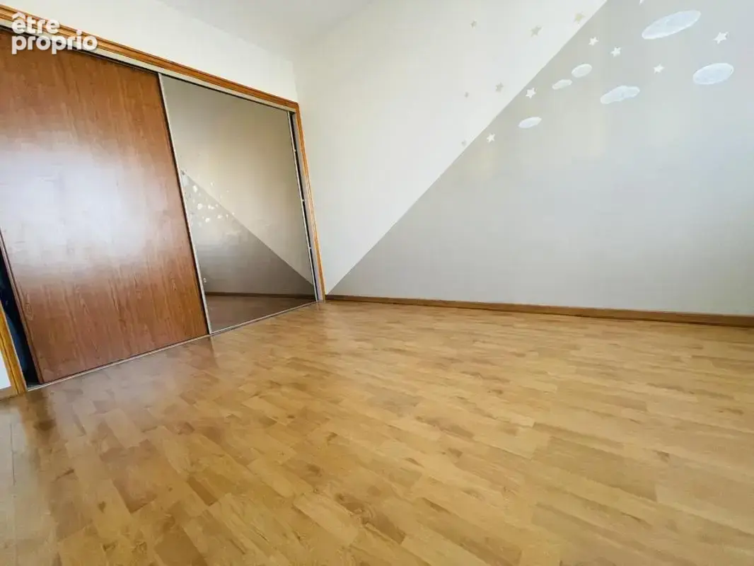 Appartement F4 - photo 8