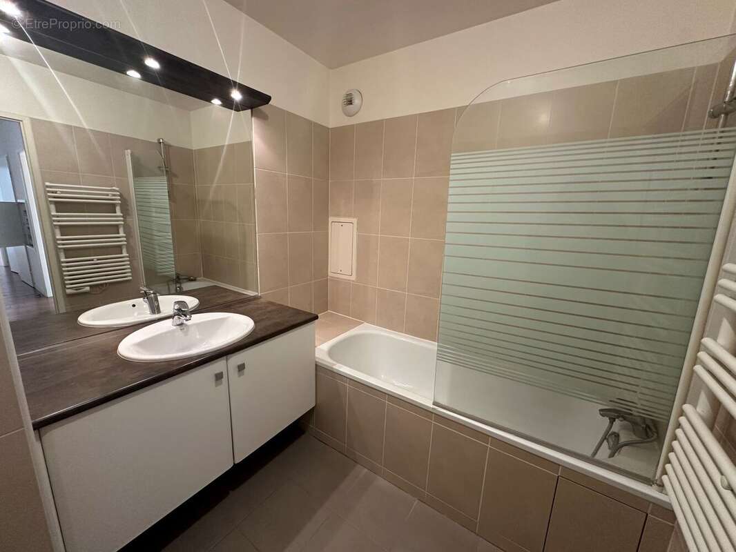 Appartement à ASNIERES-SUR-SEINE