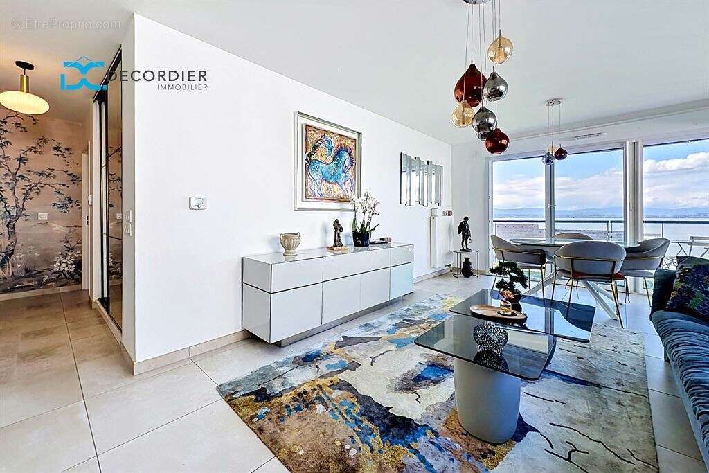 Appartement à EVIAN-LES-BAINS