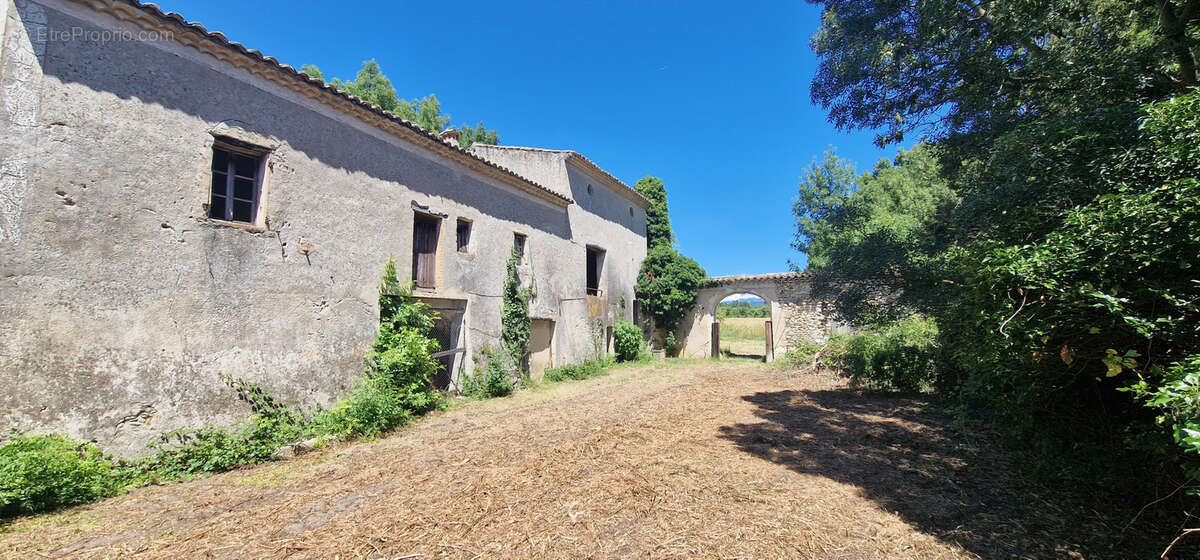 Maison à LA BEGUDE-DE-MAZENC