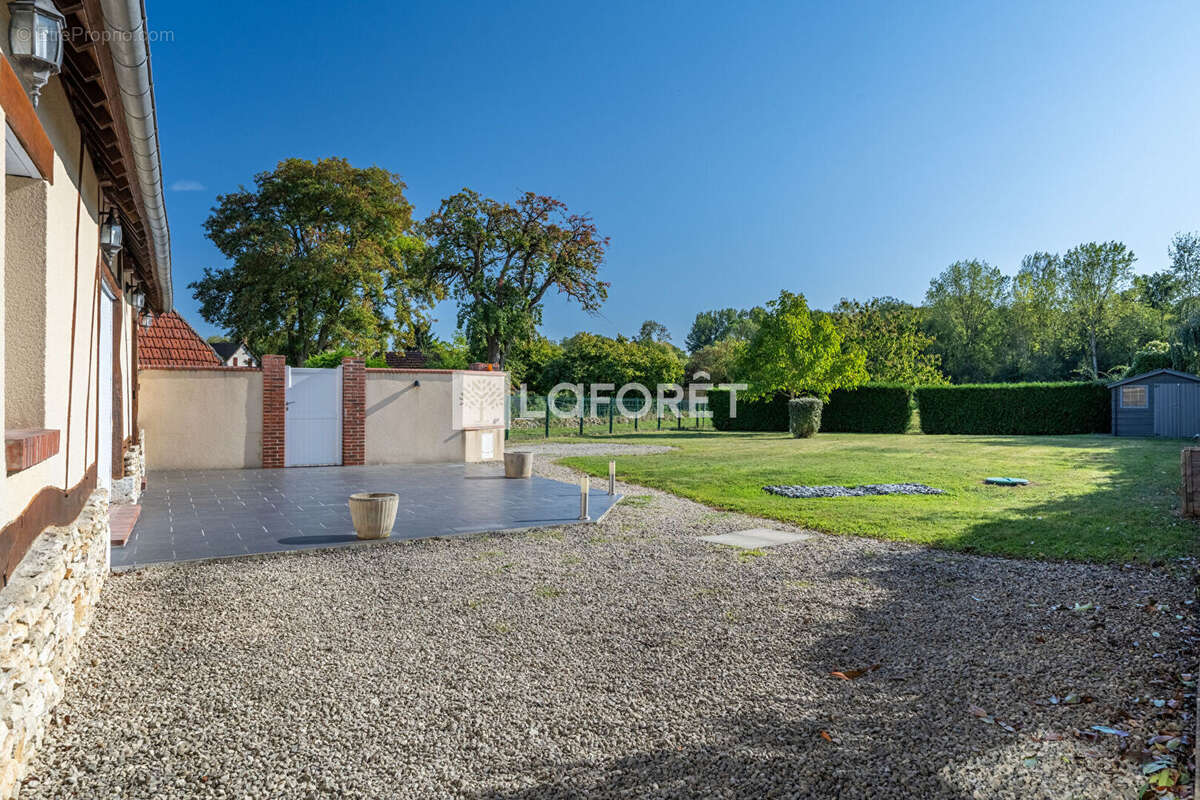 Maison à SAINT-CLAIR-SUR-EPTE