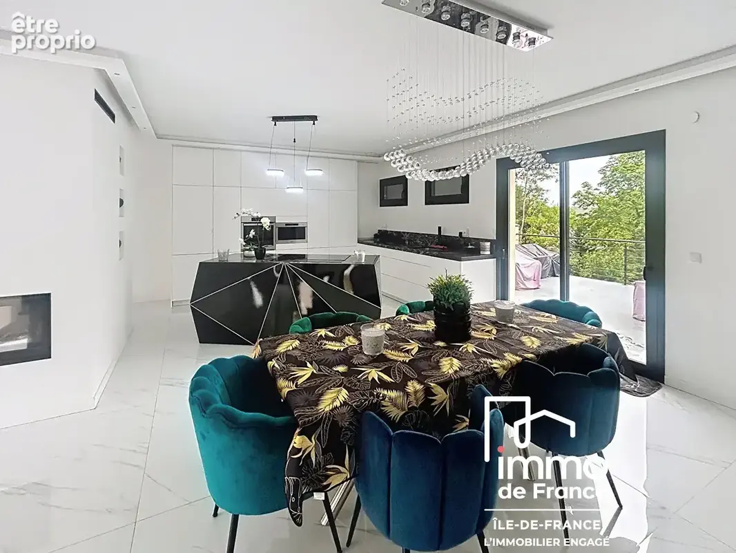 Maison Montfermeil 7 pièce(s) 175m2 - photo 9