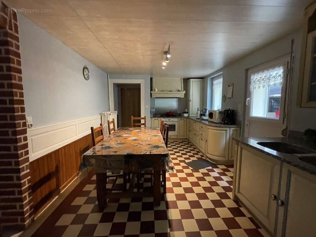 Maison à GUISE