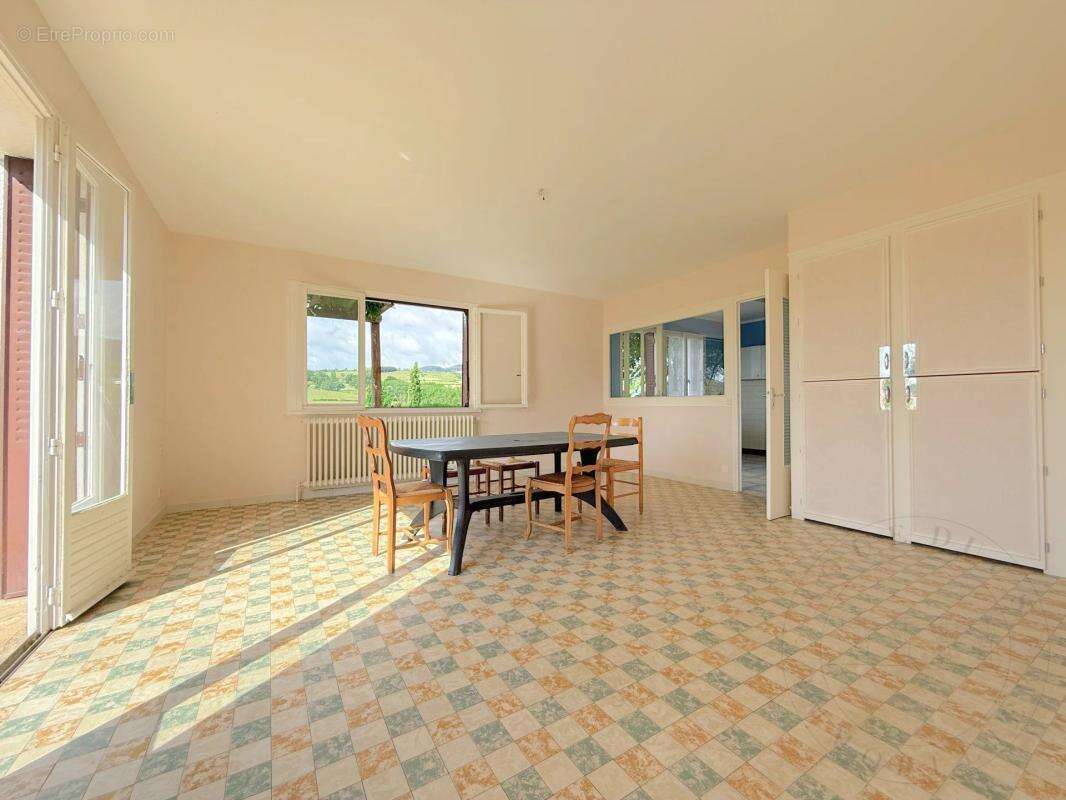 Maison à POLLIONNAY