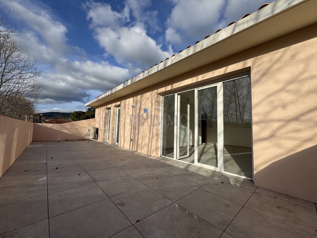 Appartement à DRAGUIGNAN