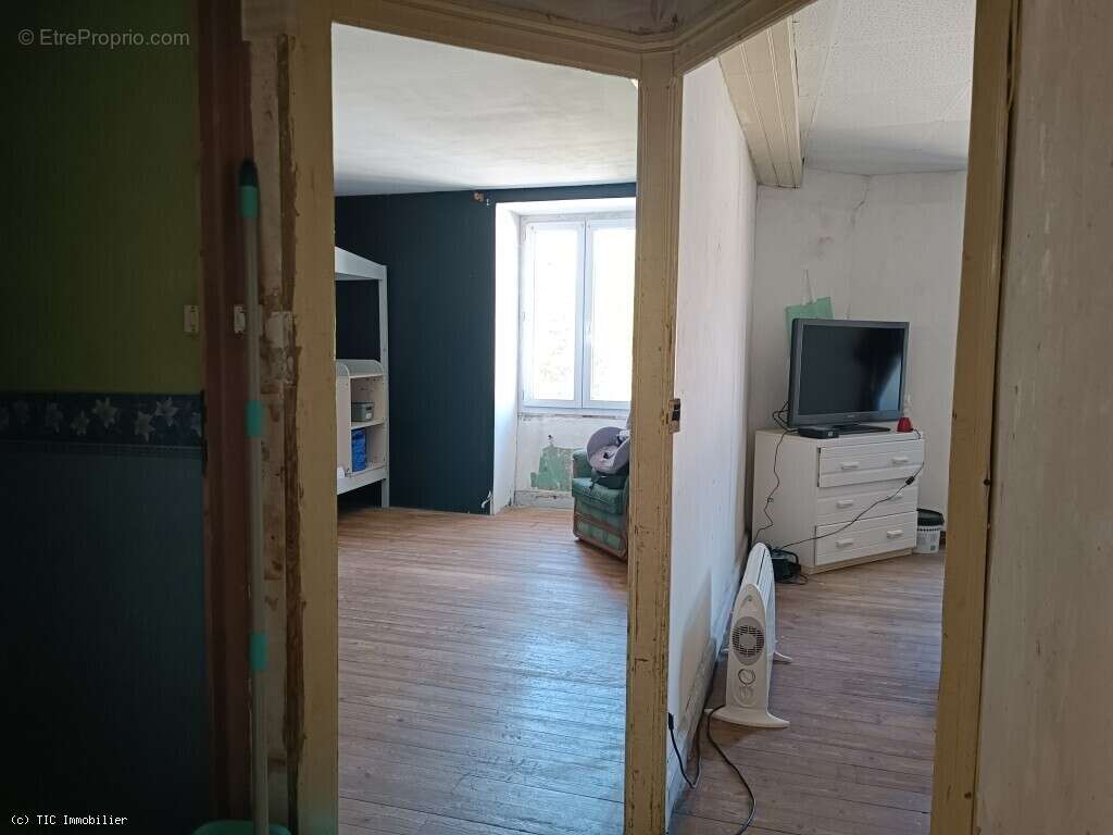 Maison à RUFFEC