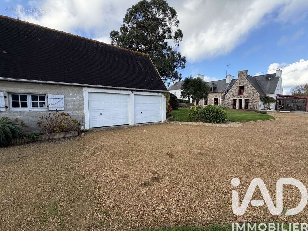 Photo 2 - Maison à PLOUEZEC