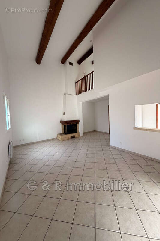 Maison à LA BOUILLADISSE