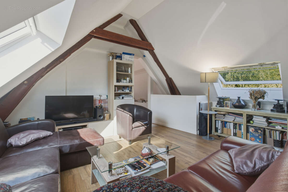 Maison de Village avec châlet et terrain - photo 5