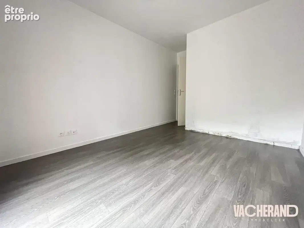 Appartement 4 pièces 69 m² à vendre à Lille (59000) - photo 5