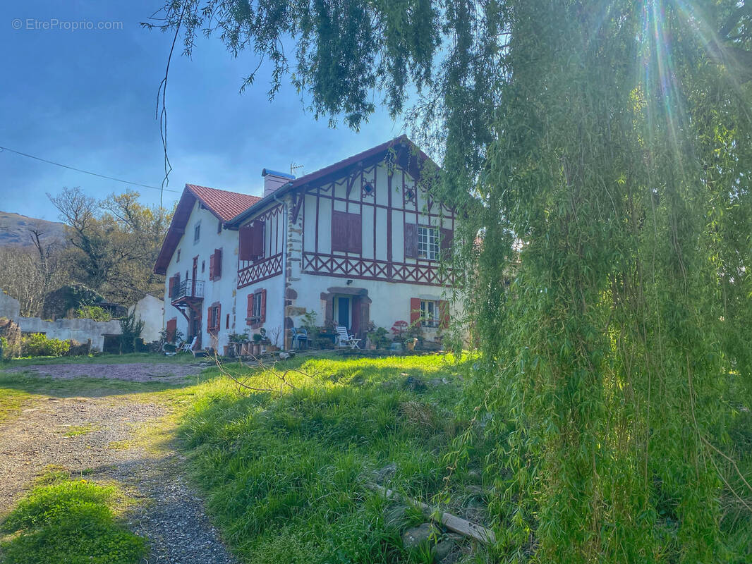 Maison à SAINT-JEAN-PIED-DE-PORT