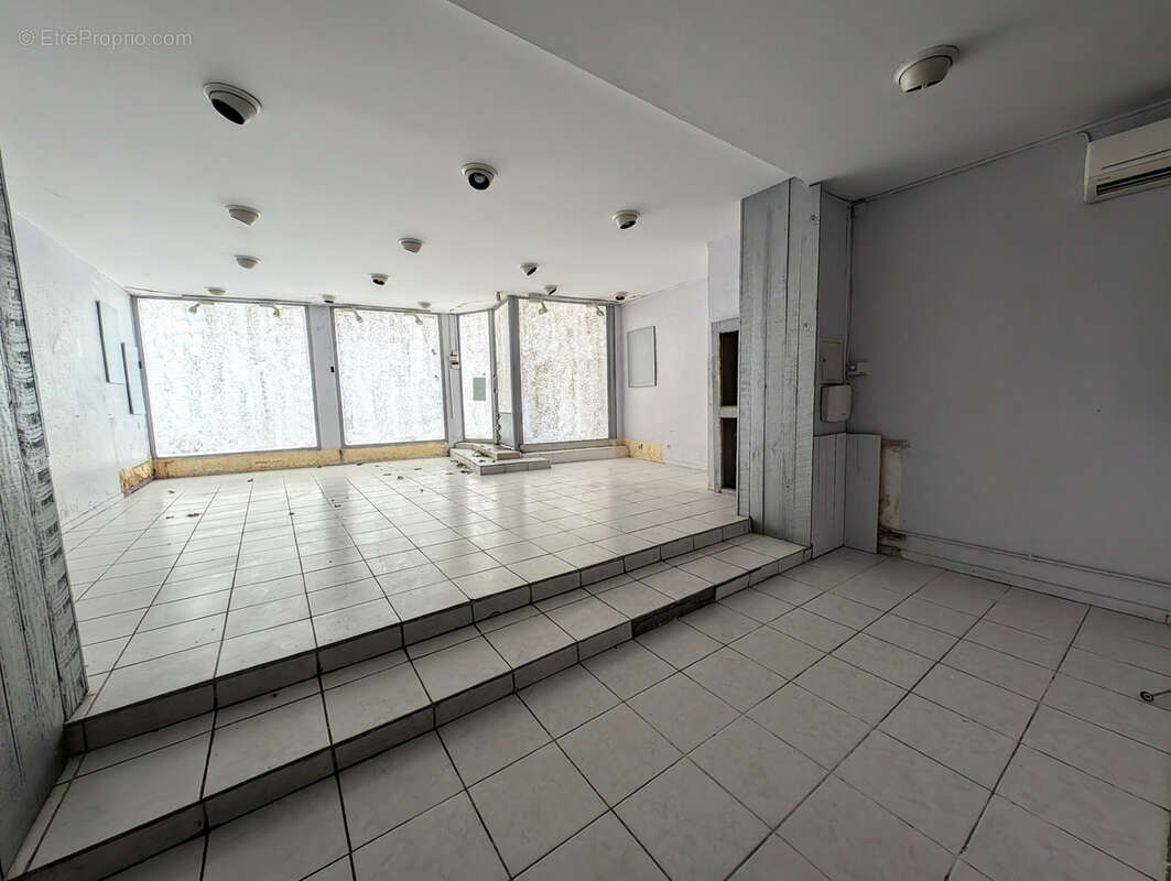 Appartement à LEZIGNAN-CORBIERES