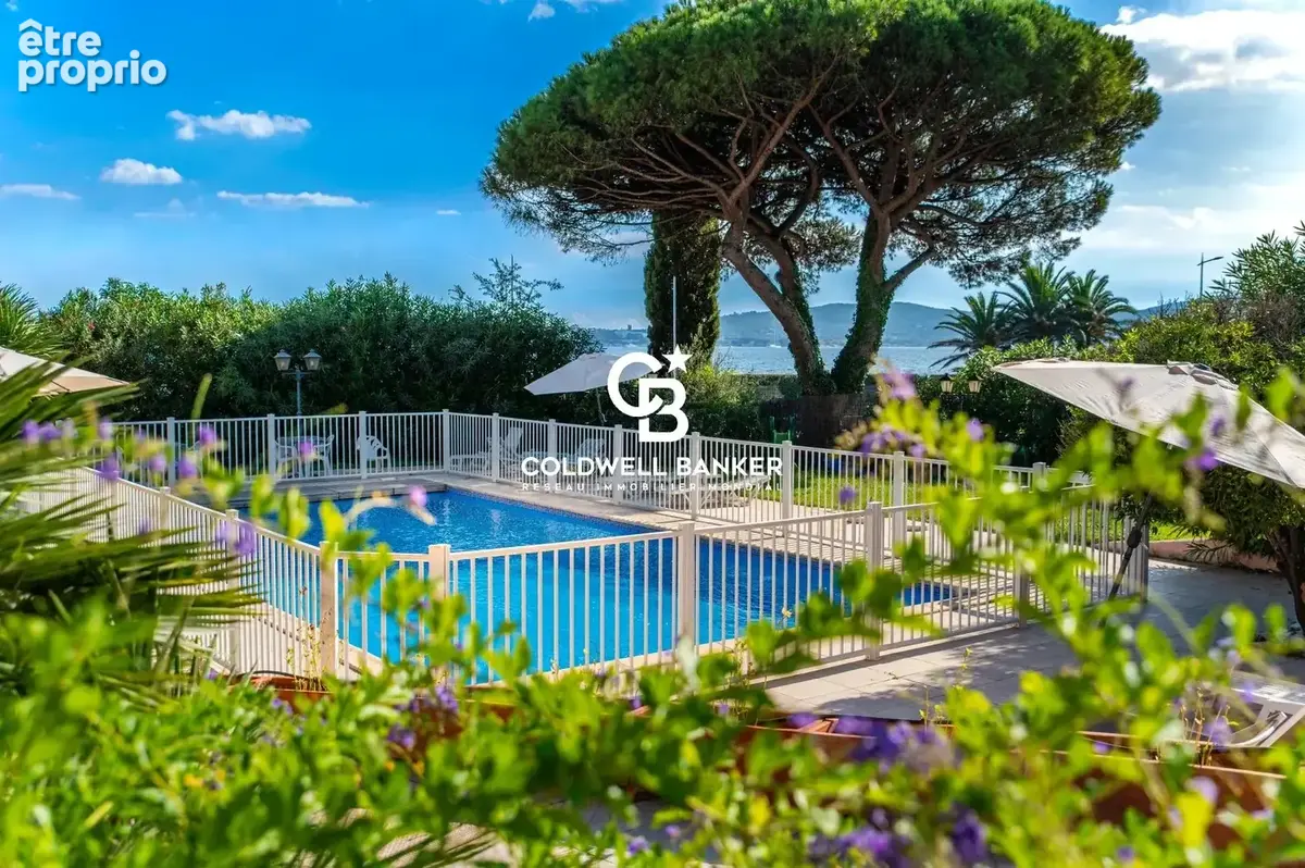 Grimaud – Hôtel de charme à quelques pas de la mer - photo 2