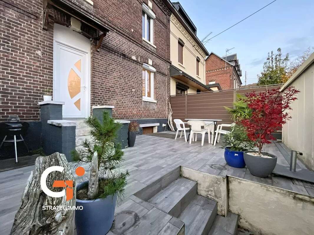 Maison à DEVILLE-LES-ROUEN