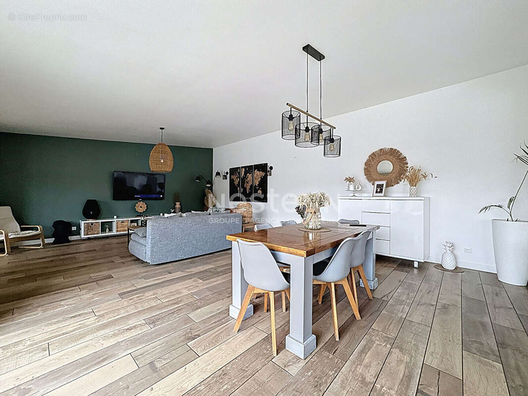 Maison Blaincourt-Lès-Précy  223M² 4 Chambres jardin 749m² - photo 6