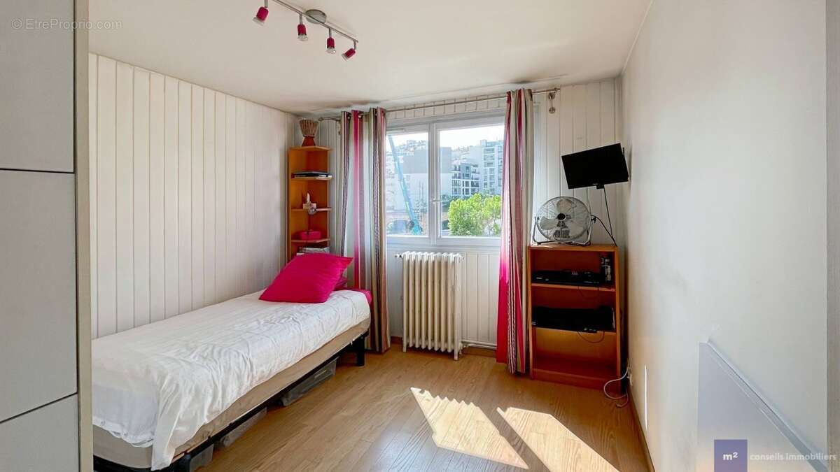 Appartement à ISSY-LES-MOULINEAUX