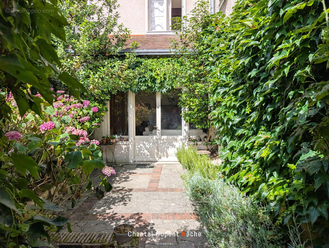Maison à CHARTRES