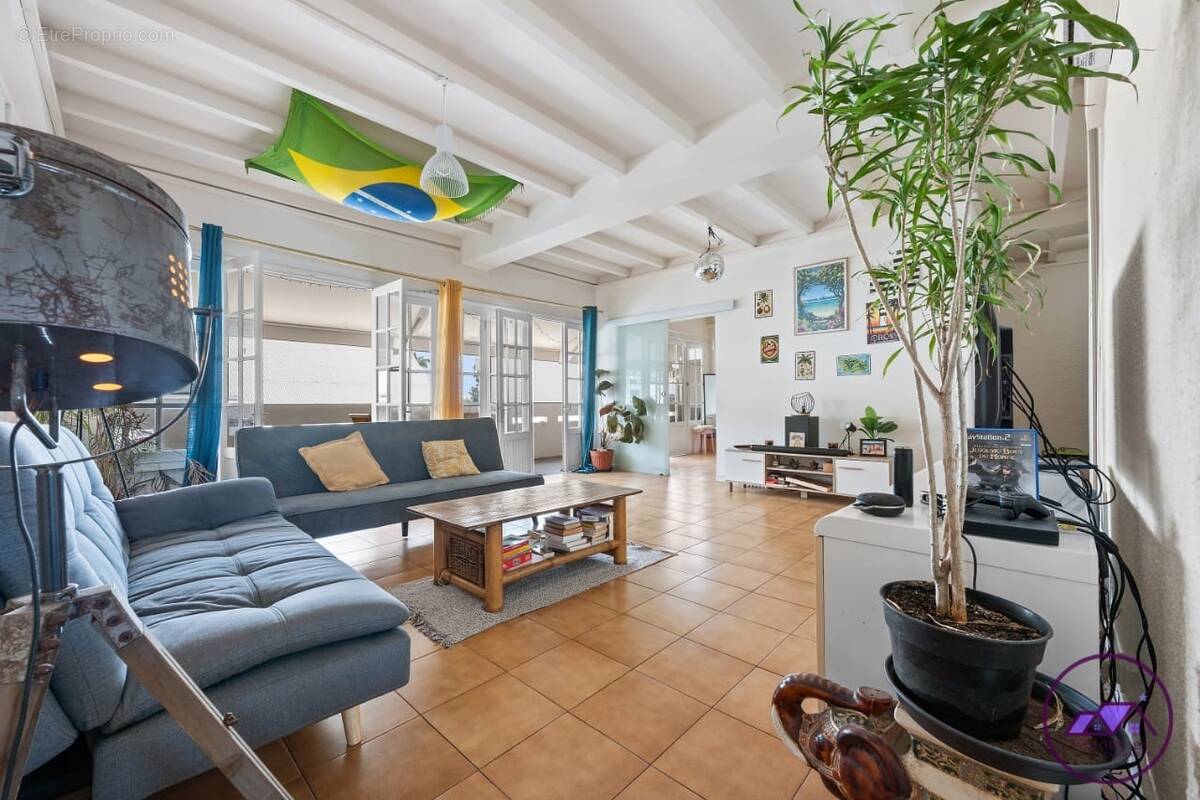 Appartement à SAINT-DENIS