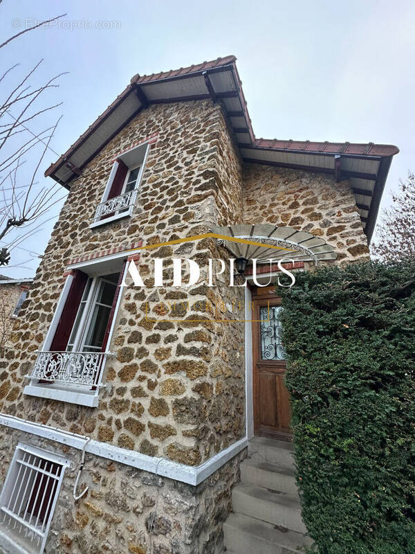 Maison à SAINT-LEU-LA-FORET