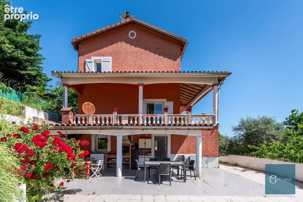 Maison à GRANDRIS