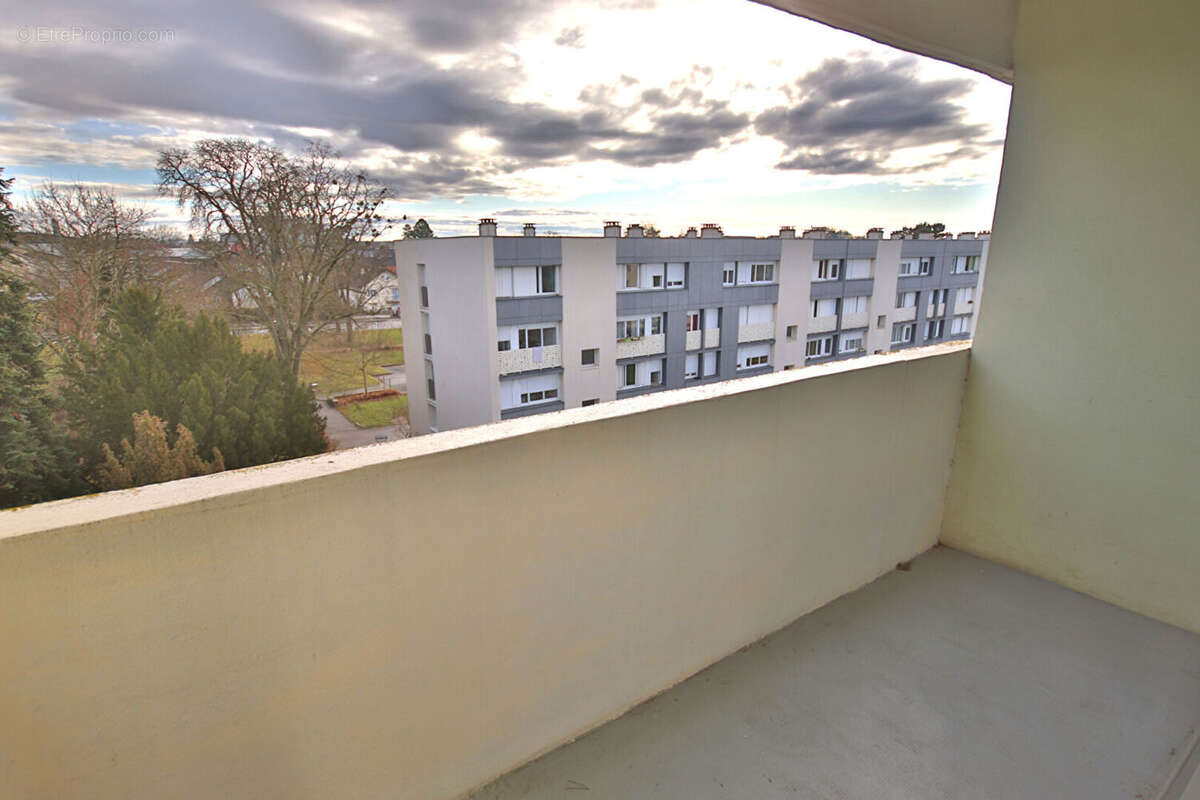 Appartement à MOULINS