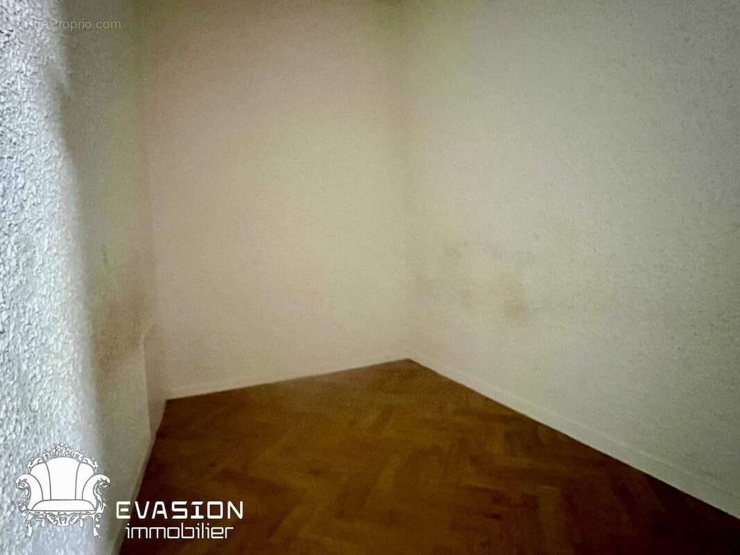 Appartement 24 m² à Sallanches  - photo 7