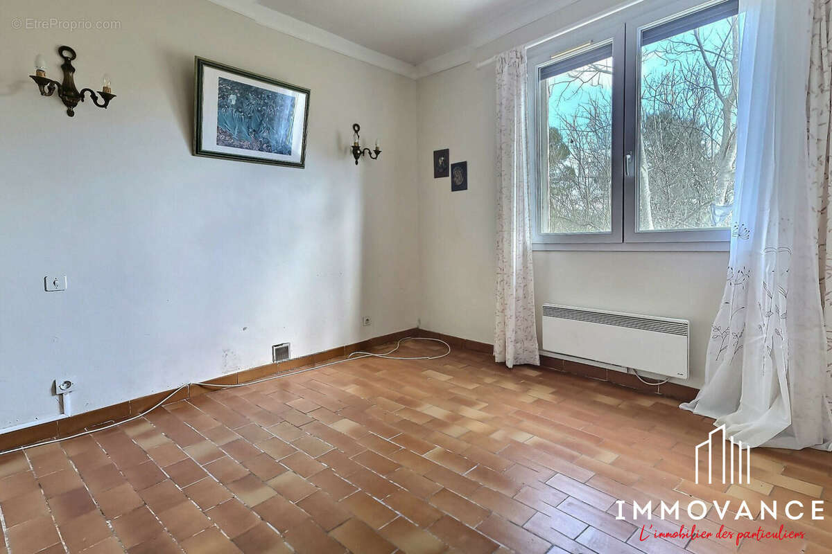 Maison 120 m² à Claret  - photo 6