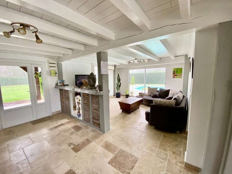 Magnifique fermette renovee avec piscine et dependances sur terrain de 5000 m2 a ygos - photo 12