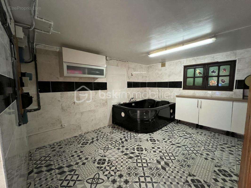 Maison à LIVRY-GARGAN