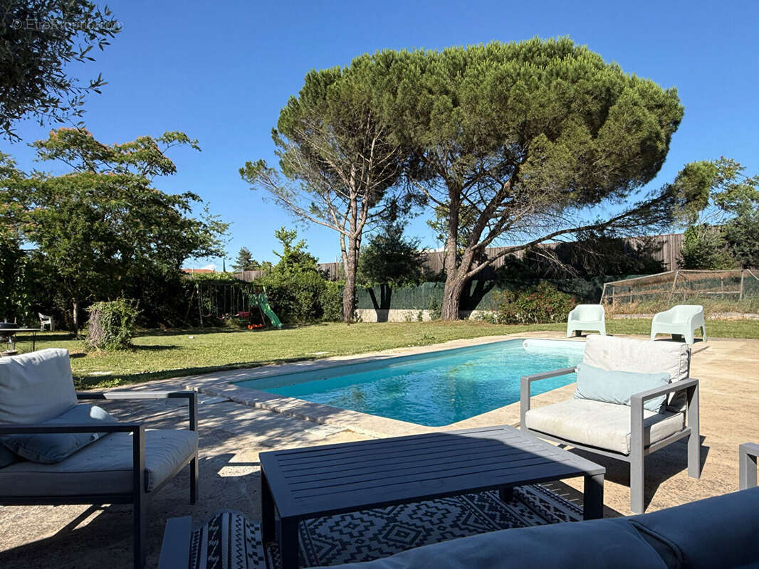 Maison familiale avec grand terrain et dépendance à Bourg-lès-Valence - photo 3