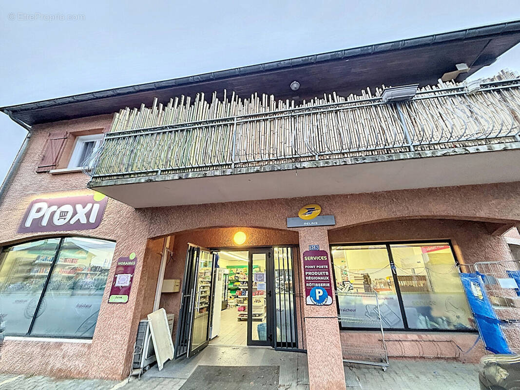 Commerce à CHARANTONNAY