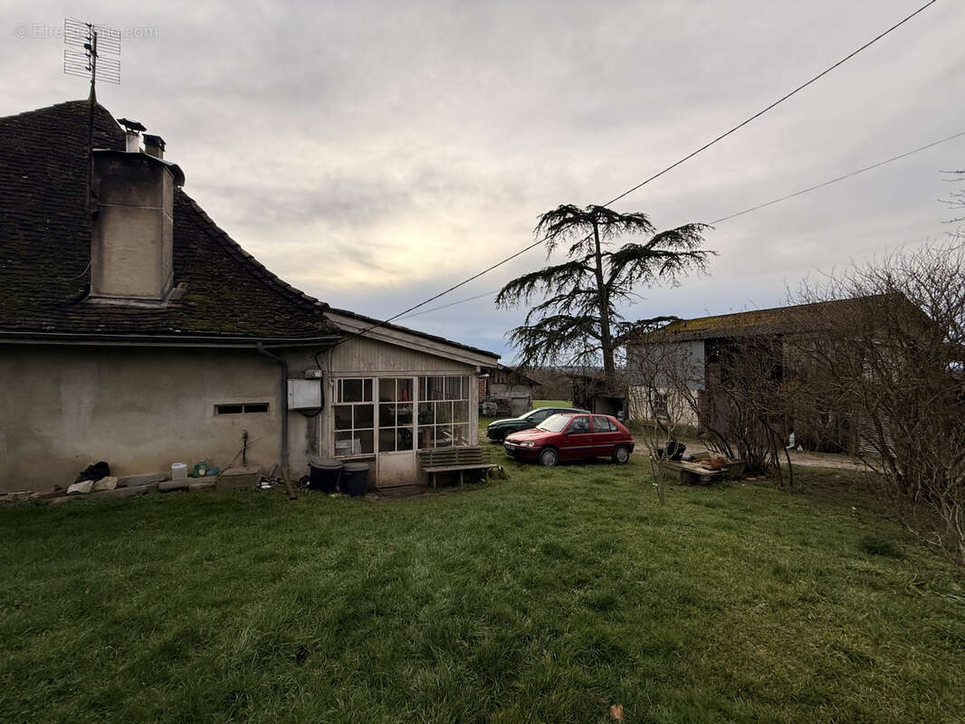 Maison à MONTIGNAC-DE-LAUZUN