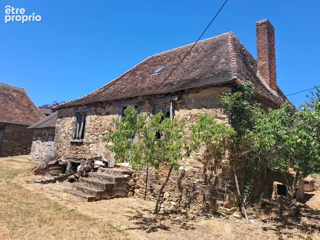 Bel ensemble immobilier avec 1,45 ha à saint-cyr-les-champagnes - photo 11