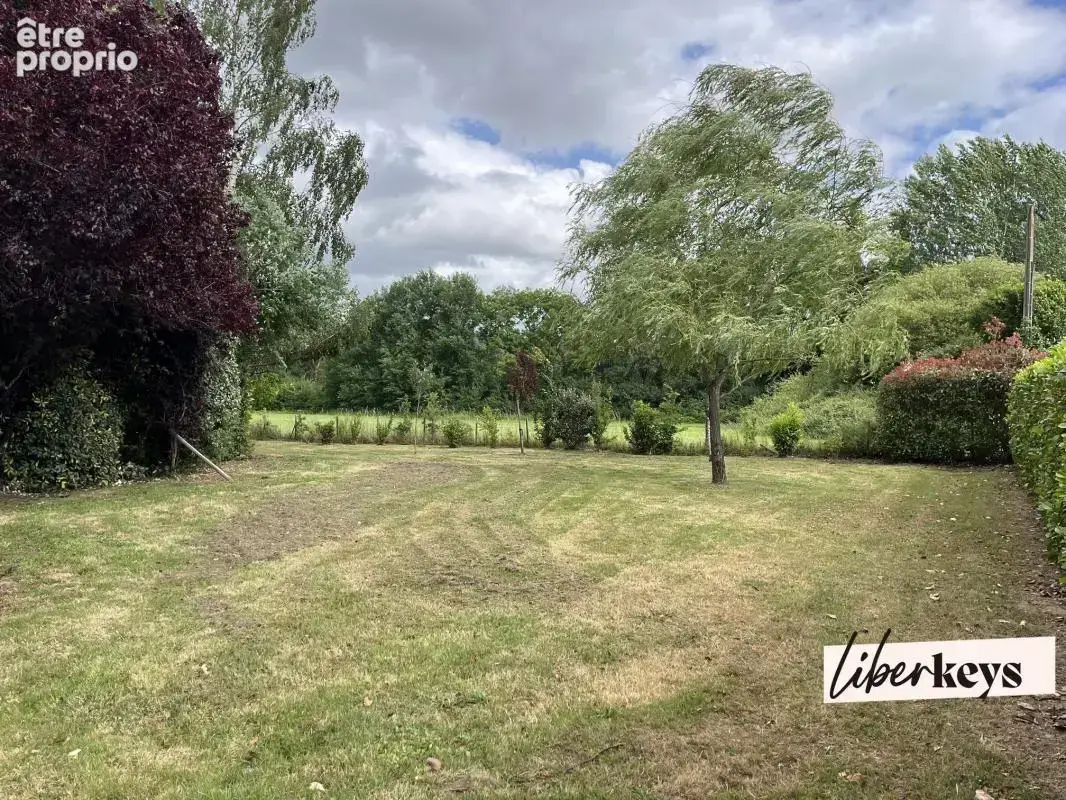 Au cœur du Perche – Maison familiale de 208 m² avec pièce de vie de 79 m², sous-sol total et dépendance - photo 15