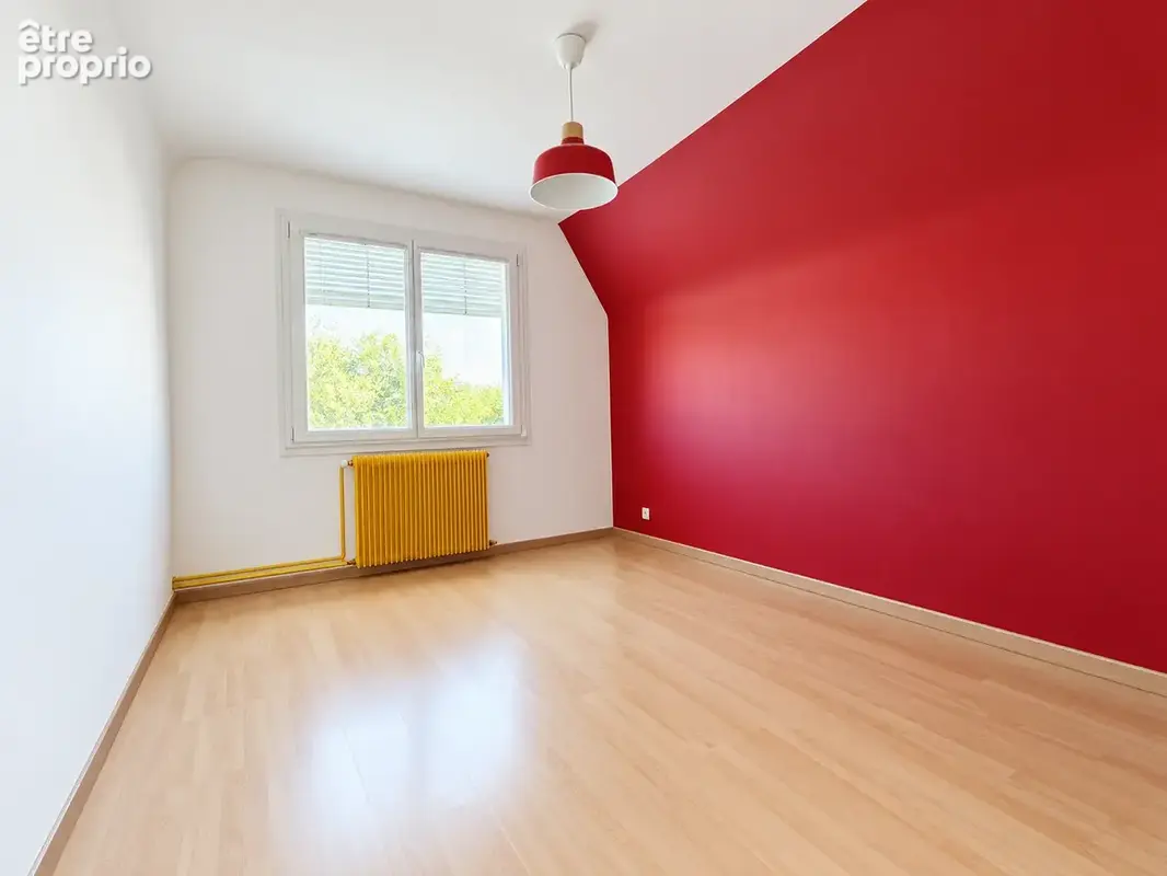 Maison 181 m2 habitable de plain pied à Sarry ! - photo 10