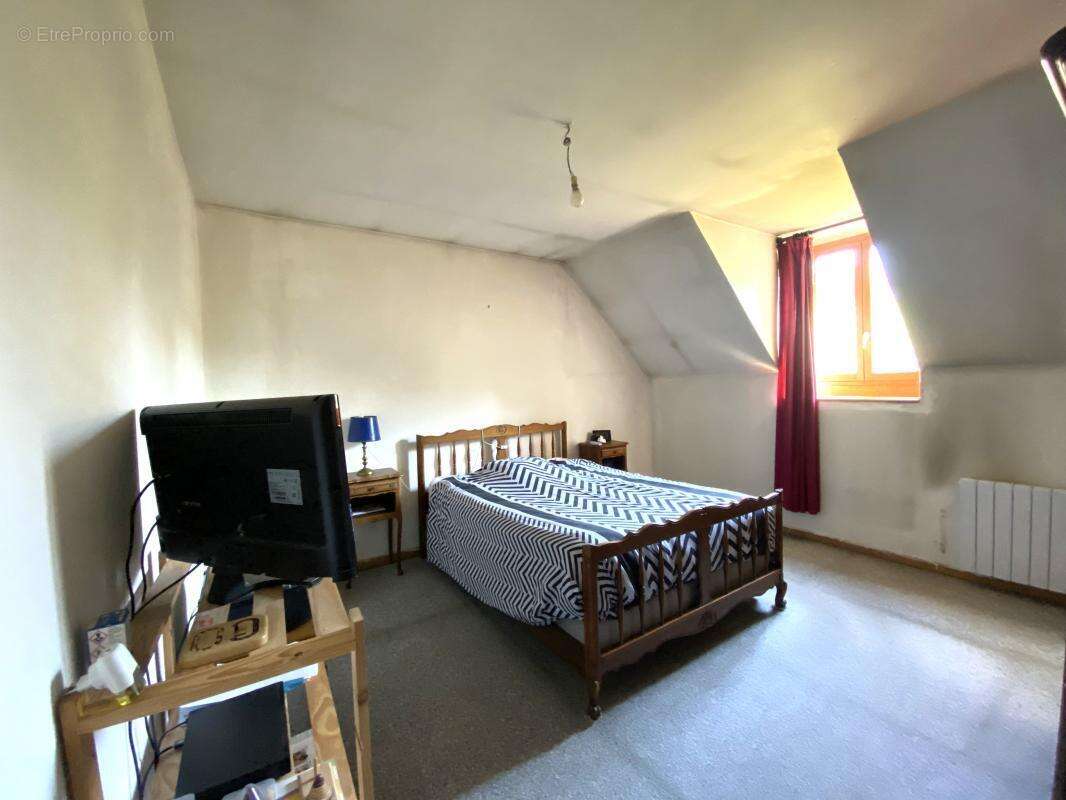 Maison à BONNIERES-SUR-SEINE