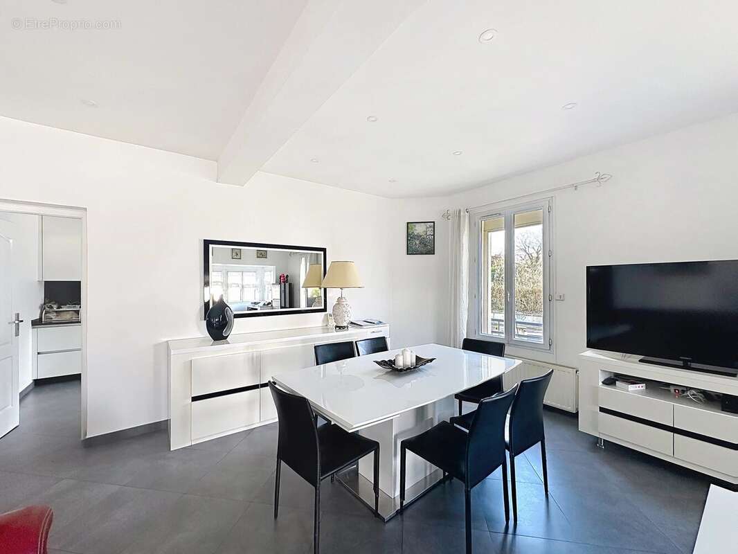 Maison à NOISY-LE-GRAND