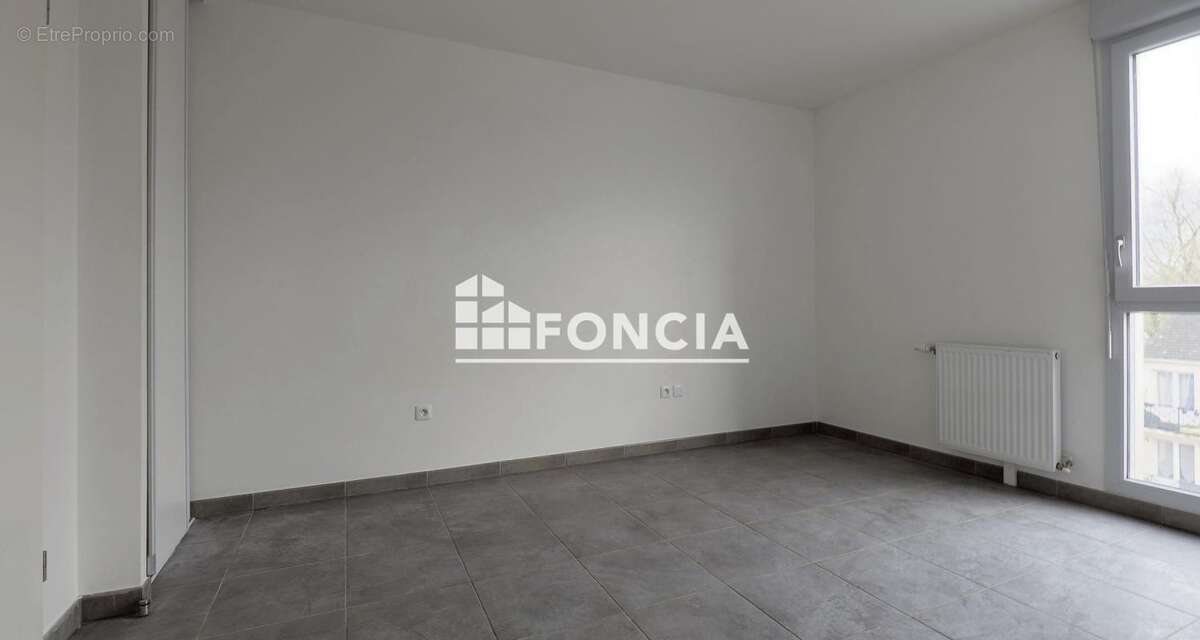 Appartement à QUINCY-SOUS-SENART